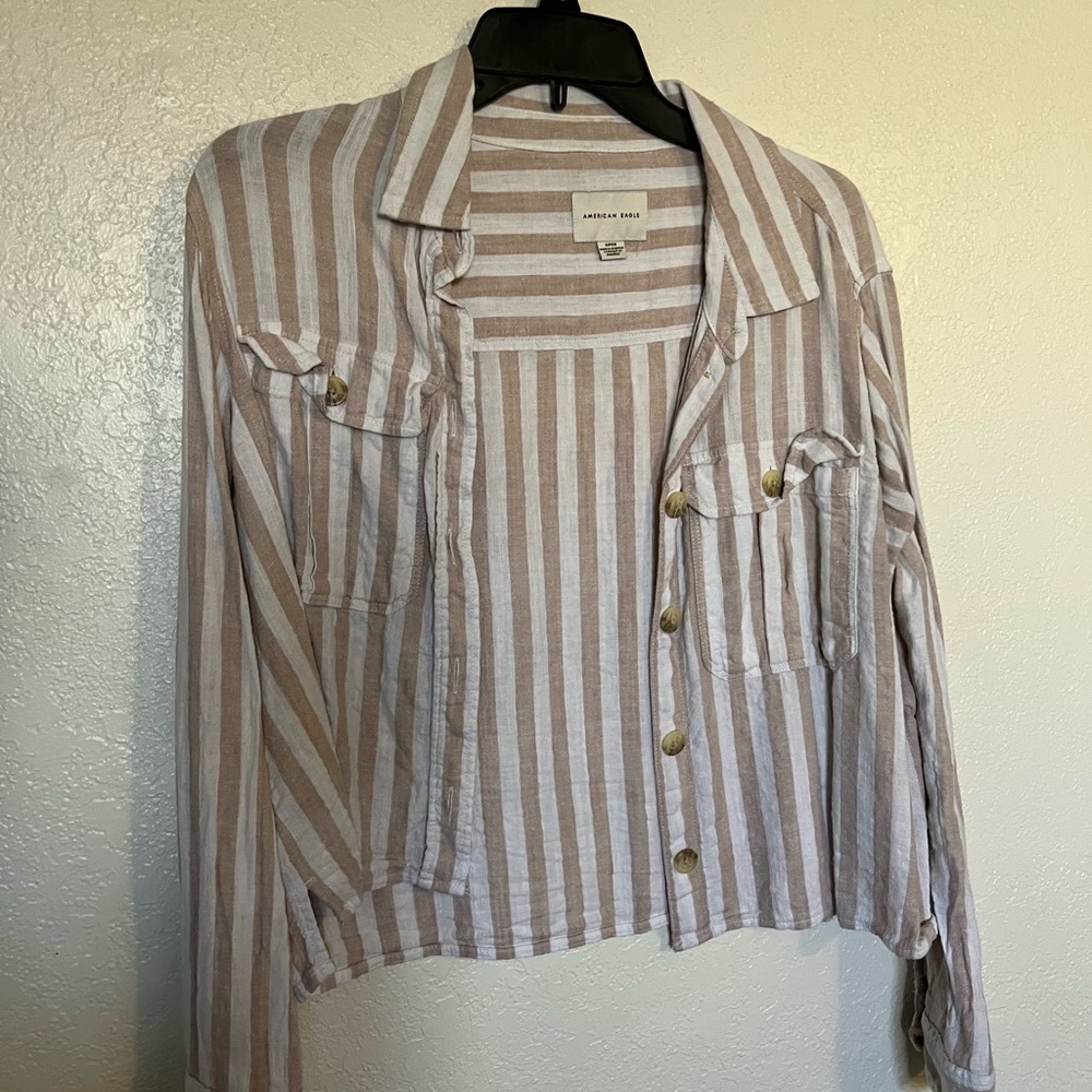 Linen cropped button down